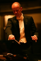 Chamber Orchestra of Boston conductor David 