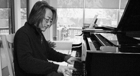 September Highlight: New England Conservatory faculty pianist Hung-Kuan Chen offers a free recital