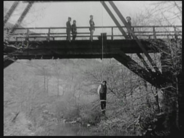 A scene from "An Occurence at Owl Creek Bridge>"