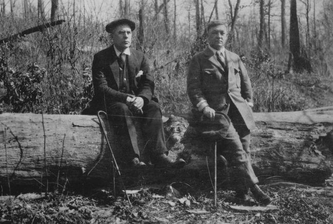 Barnes and Glackens in 1920.