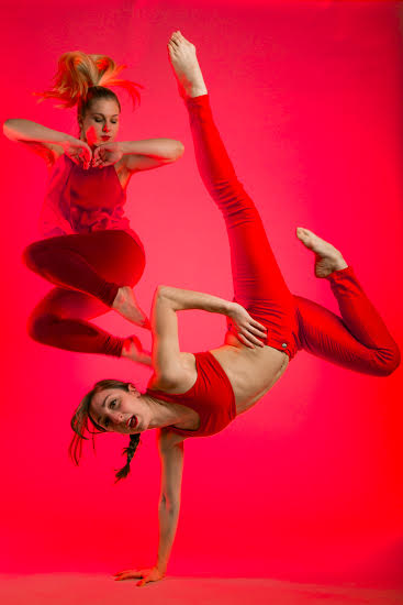Luminarium Dance Company invites viewers to an evening of dance and revelry this Thursday at OBERON.