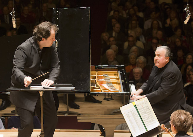 Andris Nelsons leads the BSO in Bartok's Piano Concerto No. 2 with soloist Yefim Bronfman. Photo: Winslow Townson