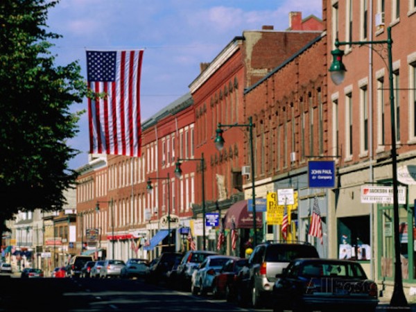 Main Street, Rockland, ME. Photo: John Elk III.