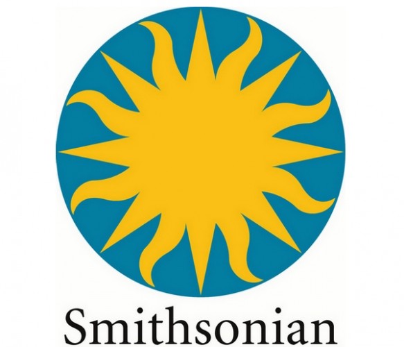 Smithsonian Logo by Chermayeff and Geismar, 1998.