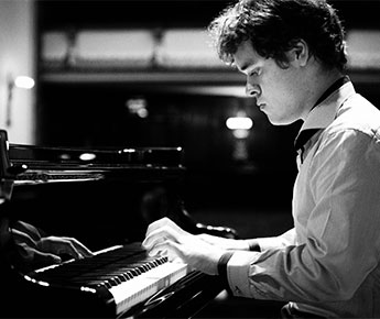 Pianist Benjamin Grosvenor makes his BSO debut this week. Photo: BSO