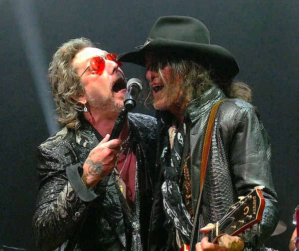Rock Concert Review: A Killer All-Star Edition of The Joe Perry Project ...