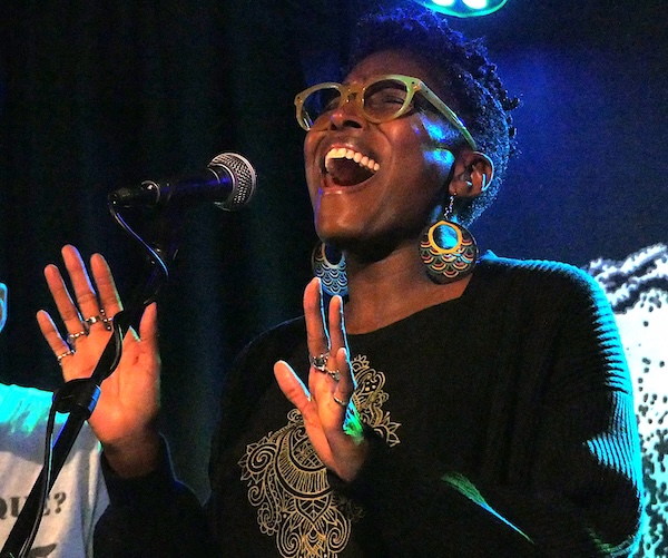 Kellee Webb with the Flying Vipers at the Burren (c) 2026 photo Paul Robicheau Kellee Webb with the Flying Vipers at the Burren (c) 2026 photo Paul Robicheau