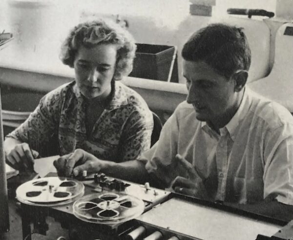 LILLY-STILL-2000x1415-1 LILLY-STILL-2000x1415-1