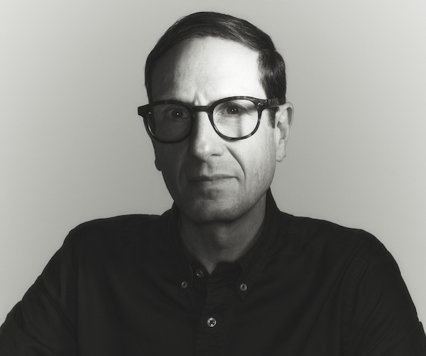Newton-Photo-by Tom Schirmacher
