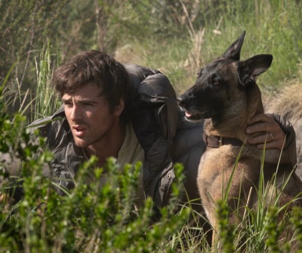 Jacob Elordi as Hig and Jasper in 20th Century Studios' THE DOG STARS. Photo by Fabio Lovino. © 2026 20th Century Studios. All Rights Reserved.