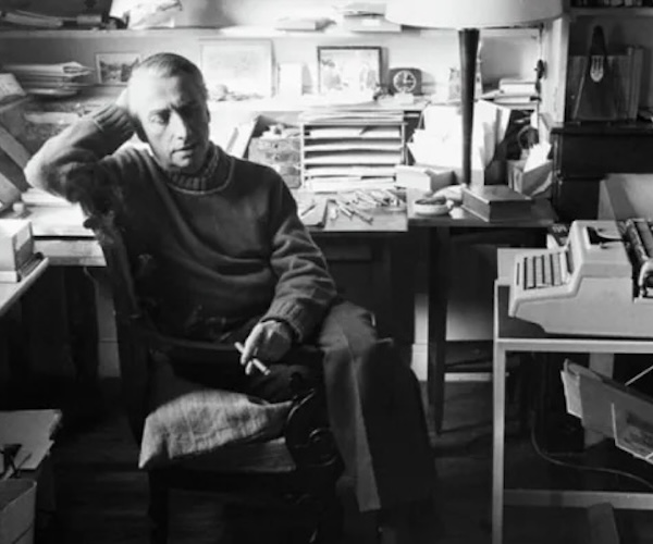 barthes_2ddb08b46e9e09a1d2bb2540df6e05a5