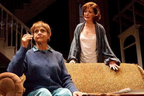 Violet (Estelle Parsons) and Barbara () have it out