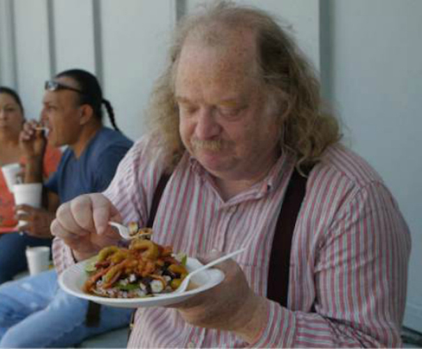 "LA Times" food critic Jonathan Gold chowing down in the documentary "City of Gold." 