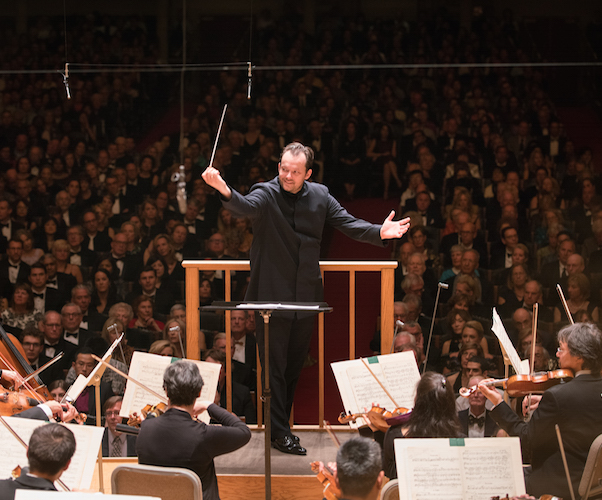 Andris Nelson leads the Boston Symphony Orchestra on the Opening Night of the 2016/2017 season. Photo: Michael Blanchard.